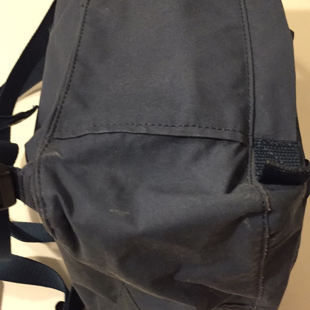 Fjallraven Kanken Royal Blue Backpack - Picture 5 of 8